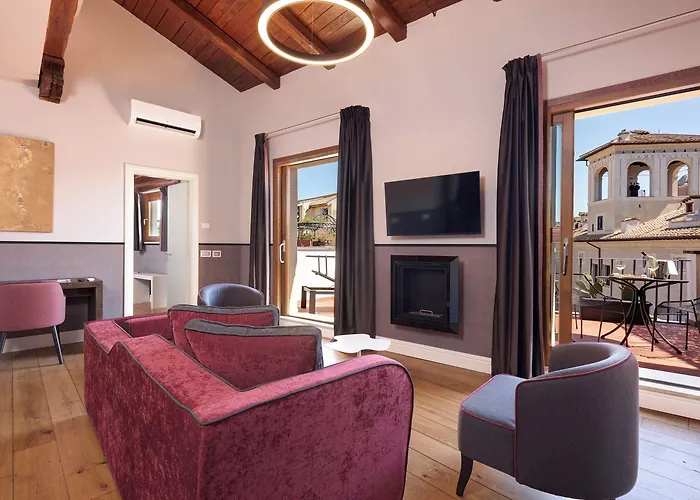 Navona Palace Collection רומא