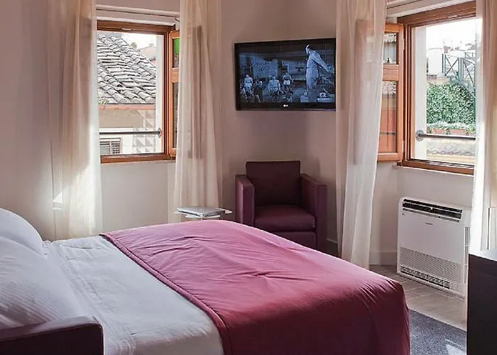 Navona Palace Collection Hotel 2*